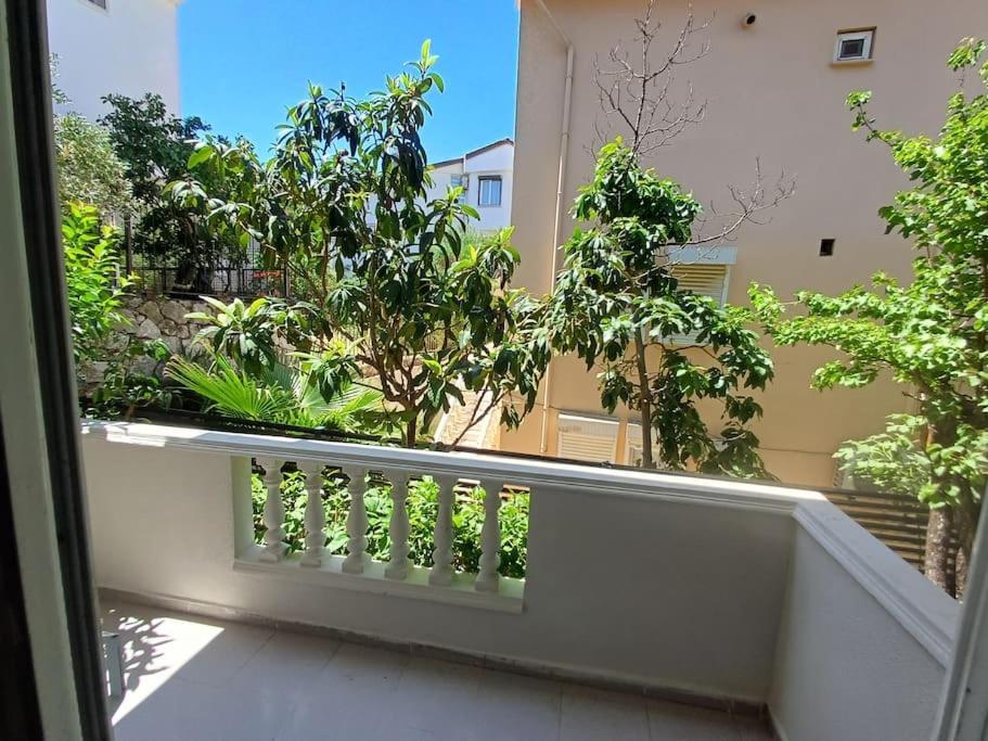 Limon Marmaris'de Oezel Havuzlu Villa